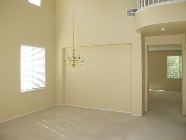 Foto del edificio - Four Bedroom Three Bathroom Home in Murrieta!
