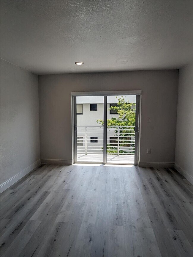 Foto del edificio - 3 bedroom in North Miami FL 33161