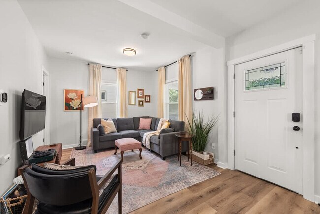 Foto del edificio - 19620 Ormiston Ave