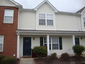 Building Photo - 402 Arapaho Dr
