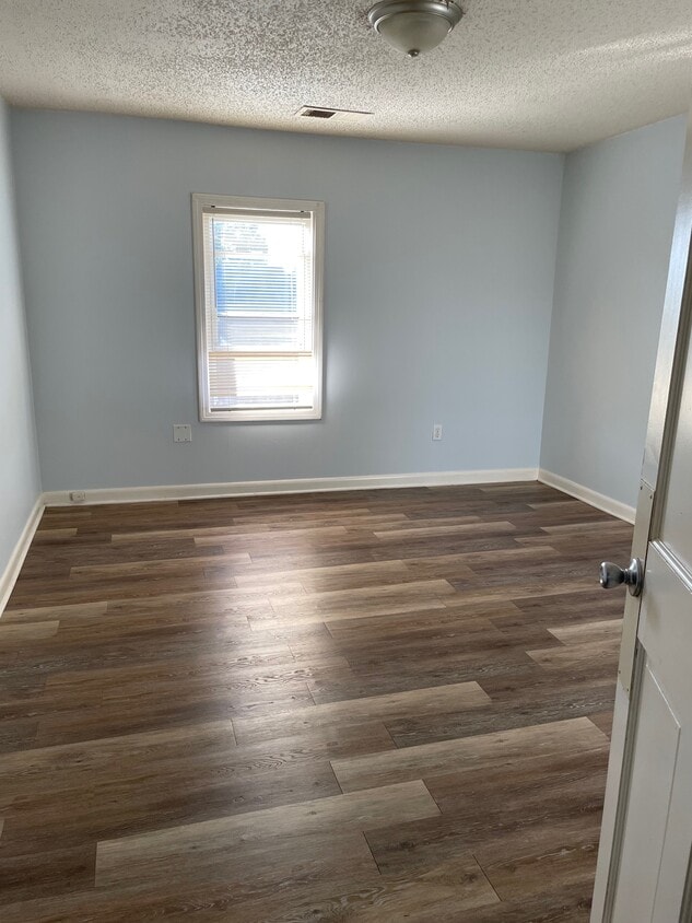 bedroom 2 - 134 Monroe St