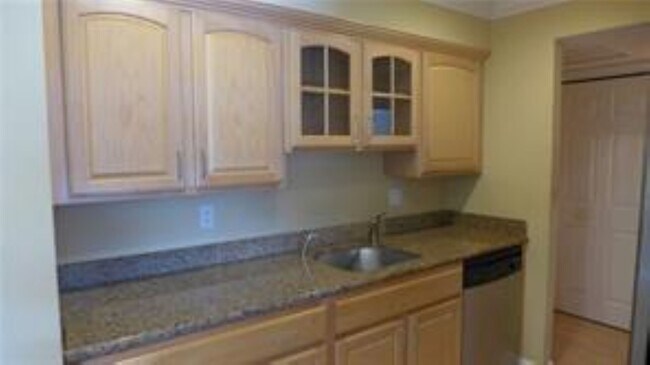 Building Photo - 1515 E Broward Blvd