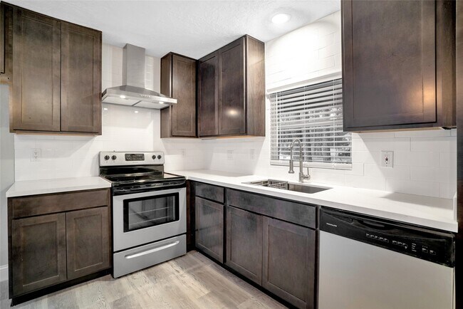 Foto del edificio - 1314 E Red Cedar Cir