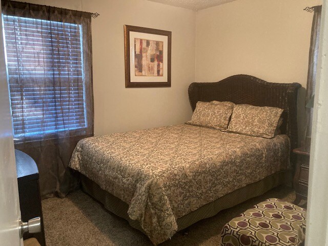 Foto principal - 2731 N Grove St
