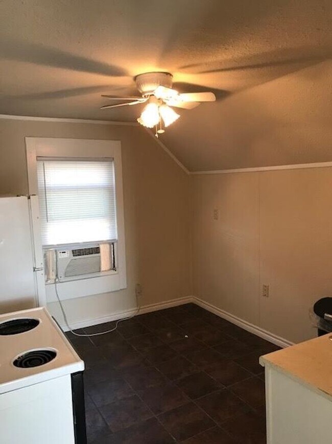 1906 Austin Ave, Waco, TX 76701 House Rental in Waco, TX