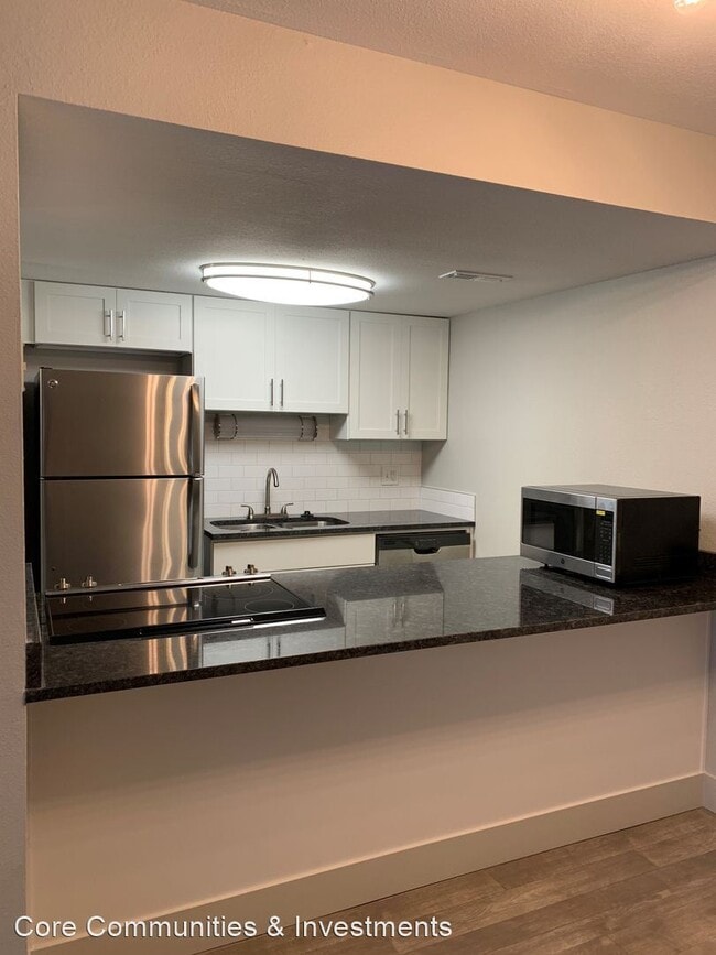 Building Photo - 130 S 900 E