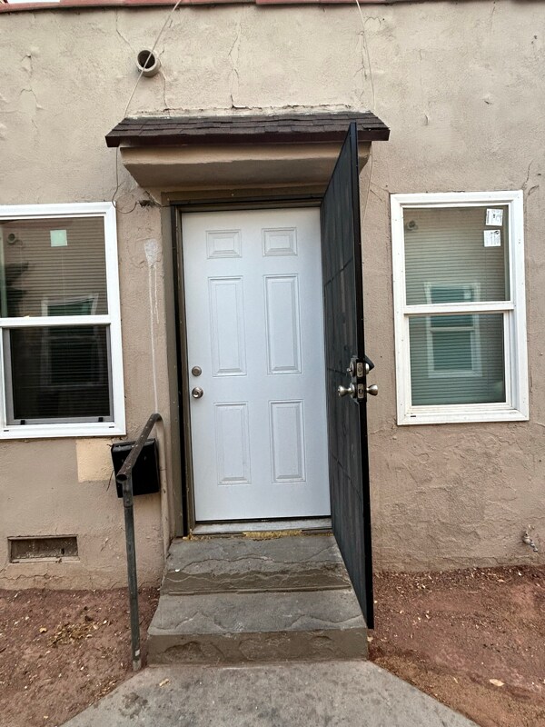 Foto del edificio - 217 W Lancaster Blvd