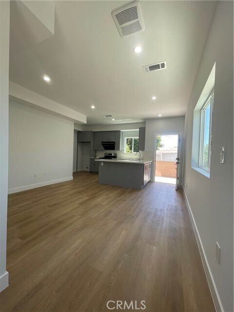 Foto del edificio - 17102 Witzman Dr