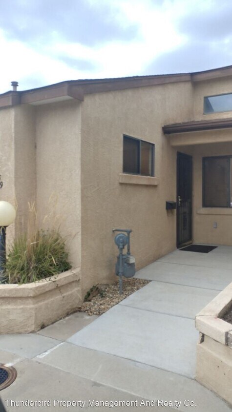 Foto principal - 2 br, 2 bath House - 3939 Barbara Loop SE
