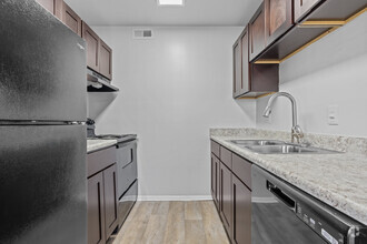 Interior Photo - Hampton Creek Apartments