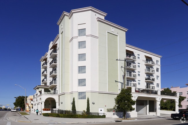 Building Photo - Monserrate Apartments