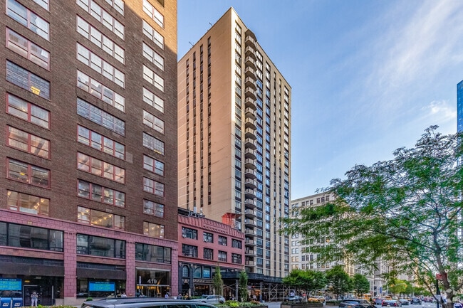 403-409 Park Ave S - Ascot Apartments