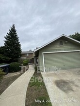 Building Photo - 720 S Linwood St
