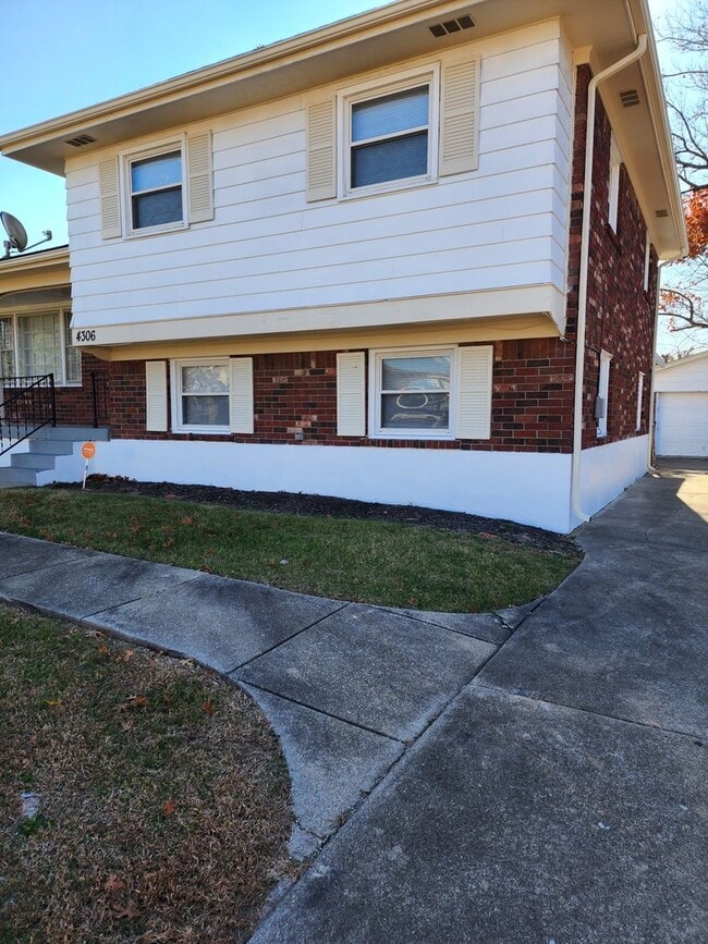 Foto del edificio - Beautiful 3 Bedroom 2 Bathroom Home