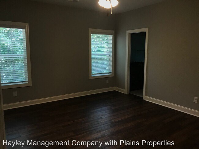 Building Photo - 4 br, 4.5 bath House - 812 Downs Court