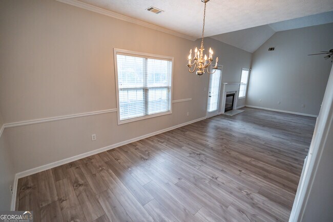 Building Photo - 609 Alyssa Dr