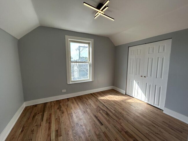 Foto del edificio - 2 bedroom in Chicago IL 60618