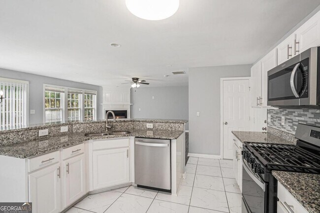 Foto del edificio - 3289 Saville St SW