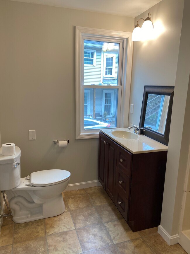 Bathroom - 47 Atkinson St