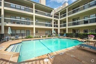 Building Photo - 4800 W Lovers Ln