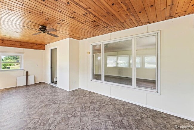 Building Photo - 4350 Otter Lake Rd