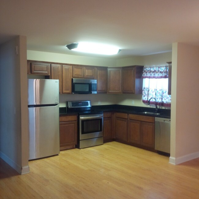 Foto del edificio - 1506 Greenwood Rd