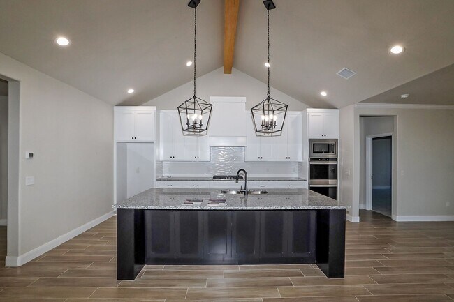 Foto del edificio - 3251 Tulsa Dr