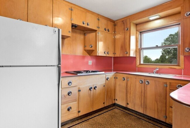 Foto del edificio - OREGON MID CENTURY DREAM