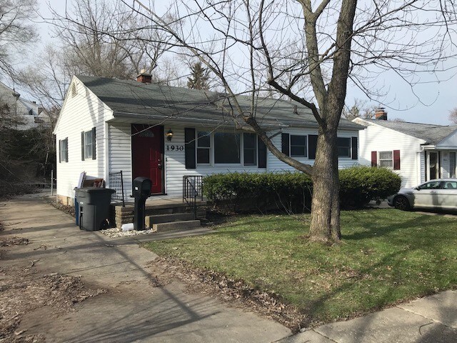 Foto principal - 1930 Bonfield Dr