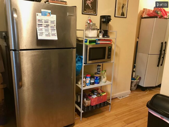 Kitchen - 3230 Ward St