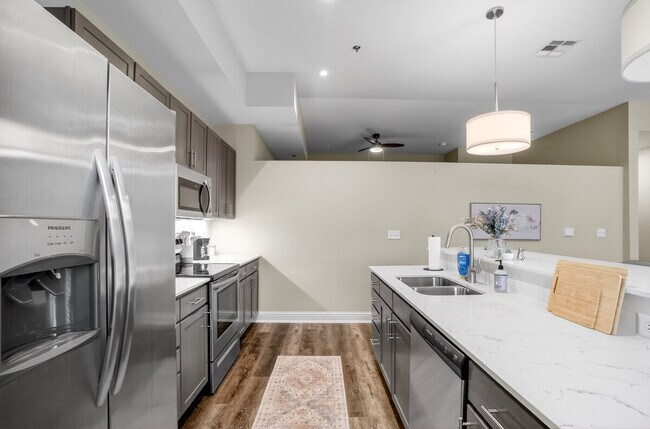 Foto del edificio - 110 N Boston Ave