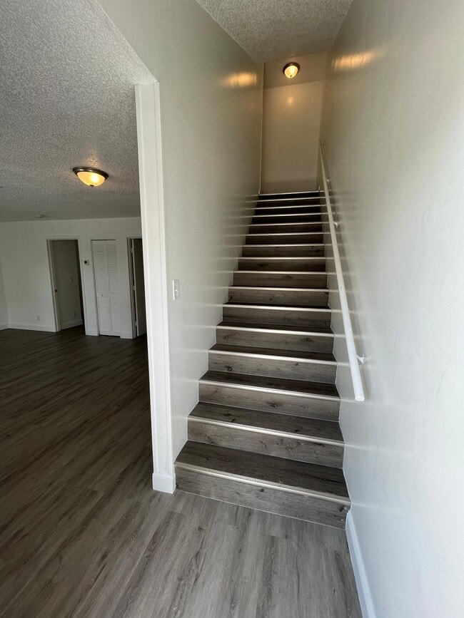 Building Photo - 5225 Wallis Rd