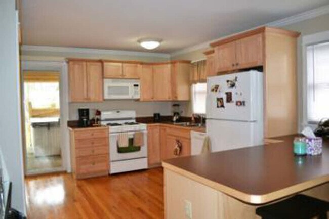 Building Photo - 1406 Jefferson Ave