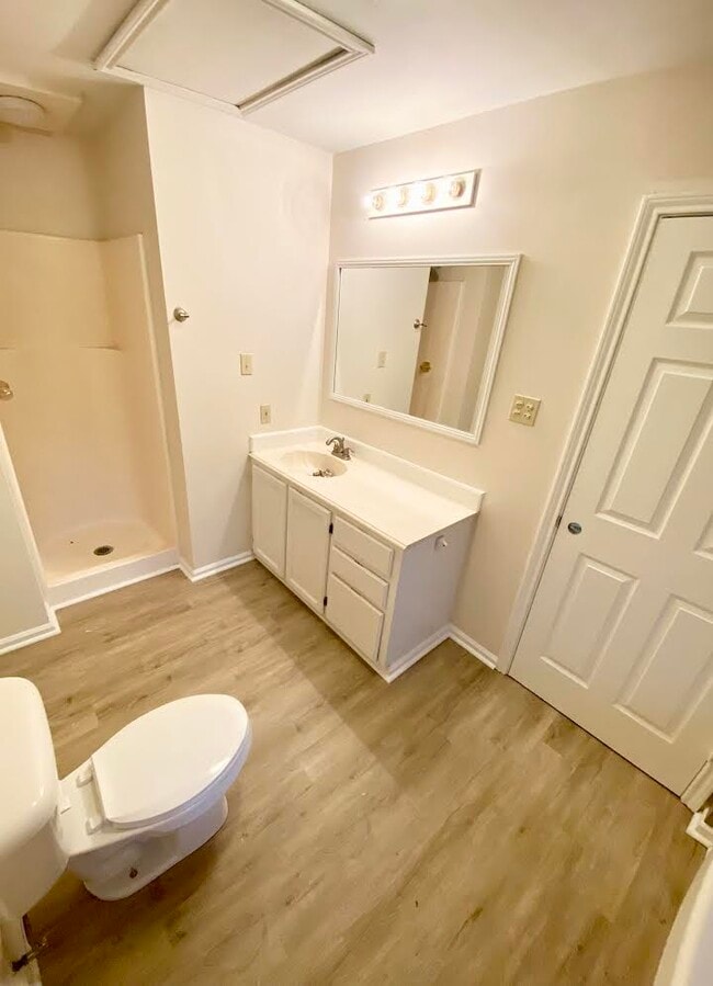 Foto del edificio - 208 Darbonne Rd