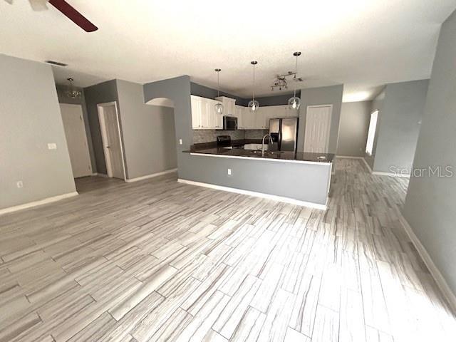 Building Photo - 843 Ognon Ct