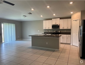 Building Photo - 12747 Weston Oaks Ln
