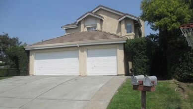 Building Photo - 3032 Teak Ct