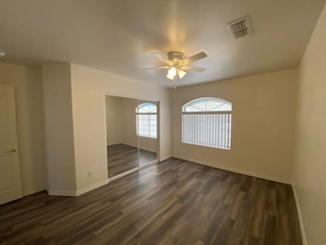 Foto del edificio - 3667 Heather Ave