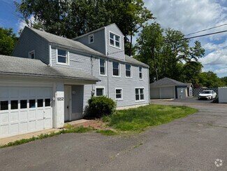 Building Photo - 1652 Murray St