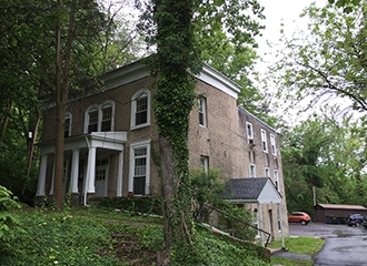 Building Photo - 1910 Sulgrave Ave