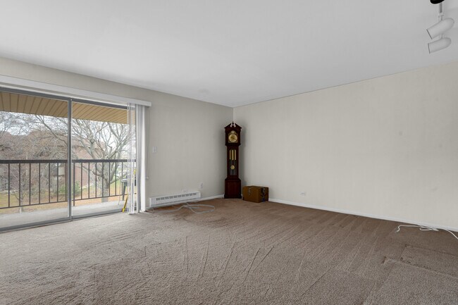 Foto del edificio - 150 Fountainview Ln