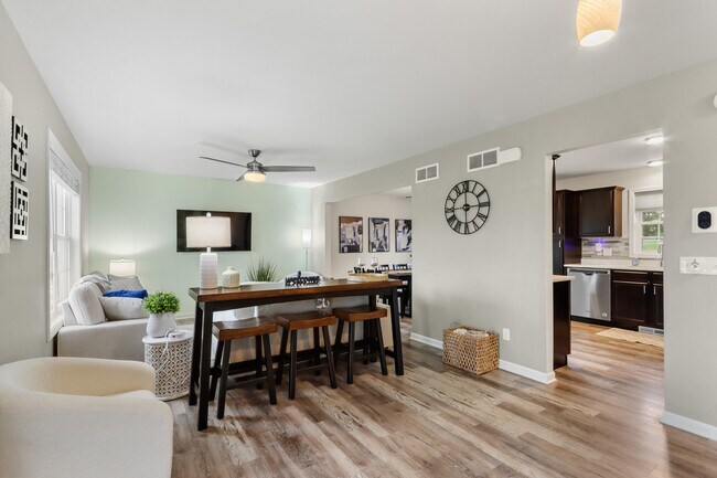 Foto del edificio - 1631 Smith Ln