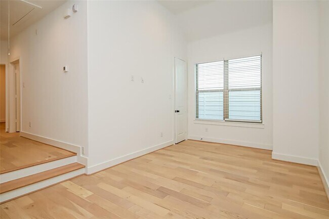 Foto del edificio - 3044 Truxillo St