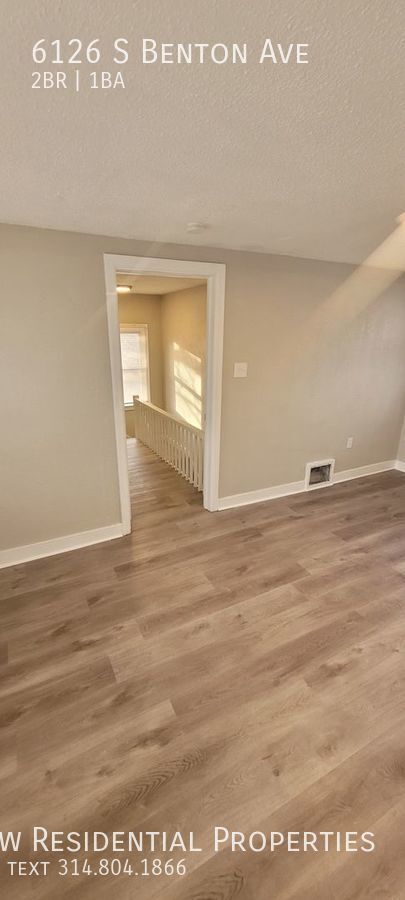 Building Photo - 6126 S Benton | $1,050 | 2bd 1bath