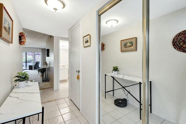 Foto del edificio - 2320 SW 22nd Ave