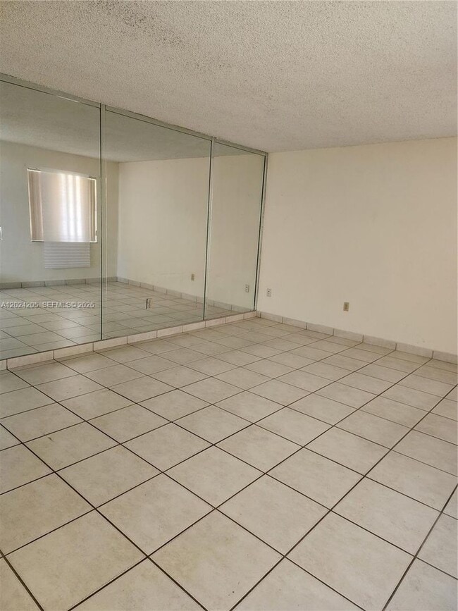Foto del edificio - 120 SW 80th Ave
