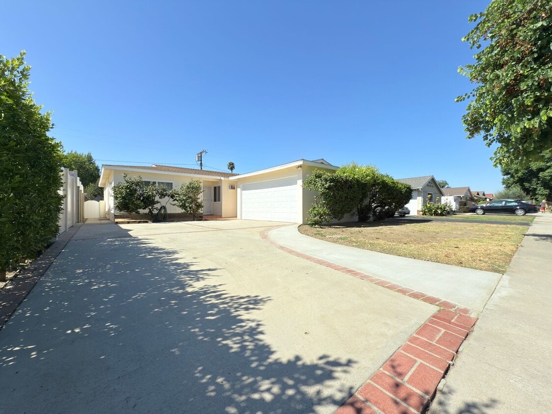 Primary Photo - Updated 3-Bedroom Home with Modern Upgrade...