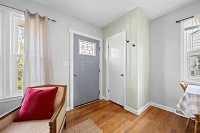 Foto del edificio - 3 Bedroom Home in Lynchburg