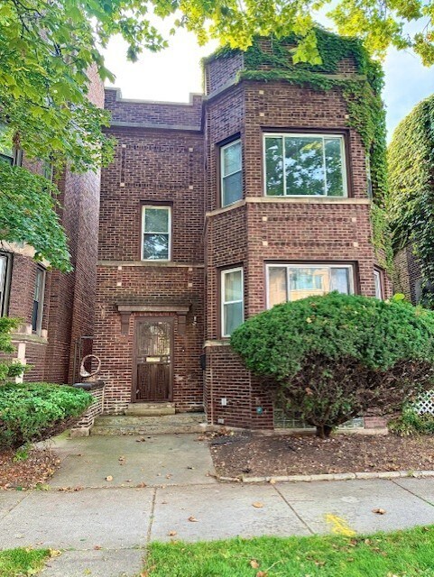 Building Photo - 7810 S East End Ave