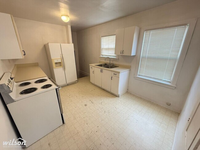 Foto del edificio - 2bd/1ba Duplex near Franklin Park !